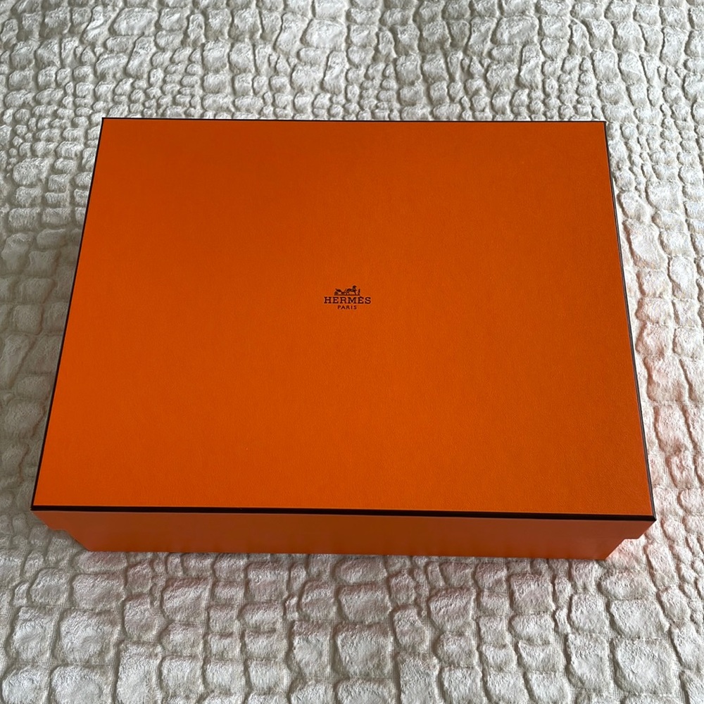 Hermes box
